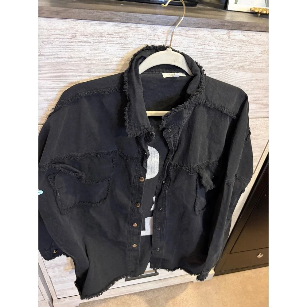 Veveret Rock & Roll Oversized Distressed Denim Shirt Jacket Black Medium - Picture 3 of 5